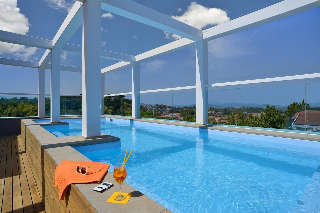 Embassy Hotel & Spa カットーリカ エクステリア 写真