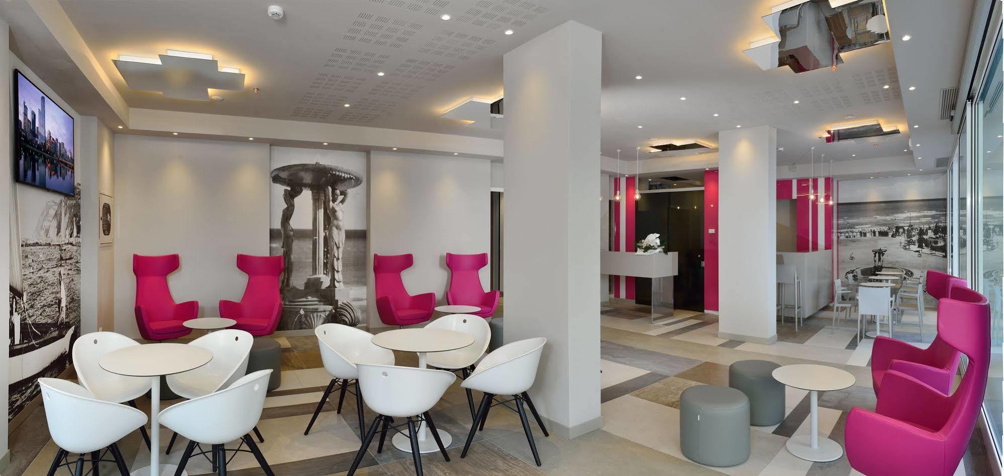 Embassy Hotel & Spa カットーリカ エクステリア 写真